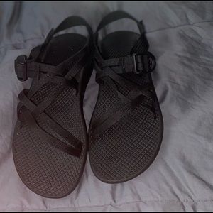 Z/ Cloud X2 solid black Chacos.